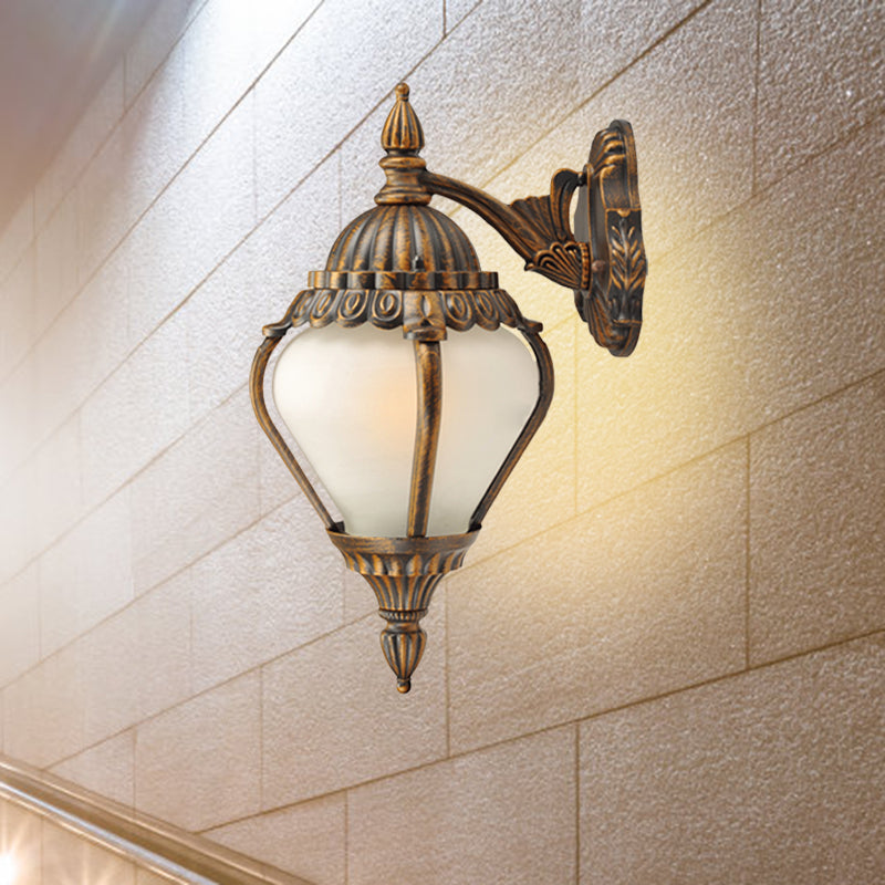Skørter | Frosted Glass Bronze Wall Lighting Lantern Single Bulb Rustic Wall Light Fixture for Outdoors, Up/Down
