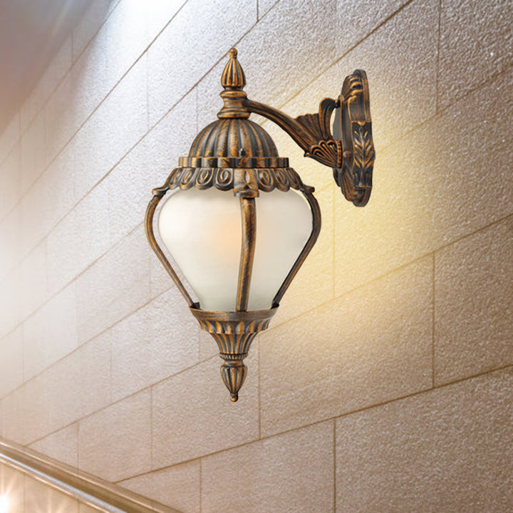 Skørter | Frosted Glass Bronze Wall Lighting Lantern Single Bulb Rustic Wall Light Fixture for Outdoors, Up/Down