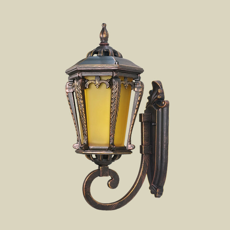 Skørter | Yellow Glass Bronze Wall Lamp Lantern Single Bulb Retro Wall Lighting Fixture for Garden