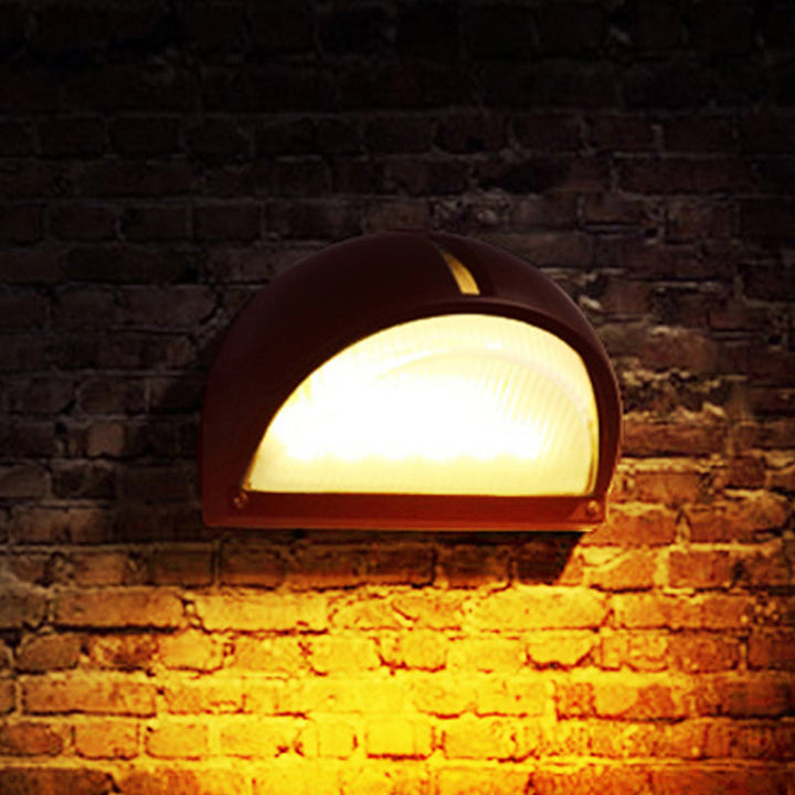Skørter | Half-circle/oval wall-mounted flush farmhouse matte ribbed glass 1 light coffee wall lamp