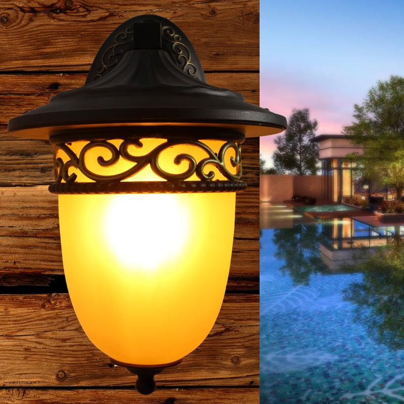 Skørter | 1-Head Wall Mount Light Rustic Extended Dome Frosted Glass Wall Lamp in Black for Outdoor