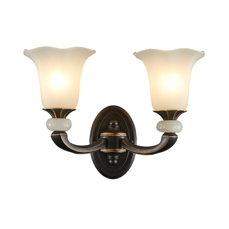 Skørter | Antiqued Flower Up Wall Lamp 1/2-Light Frosted Glass Wall-Mounted Lamp in Black and Gold