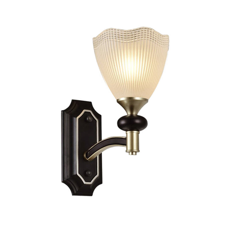 Skørter | Gridded Translucent Glass Cone Wall Lamp Farmhouse 1/2 Light Indoor Wall Mount Lighting in Black and Gold