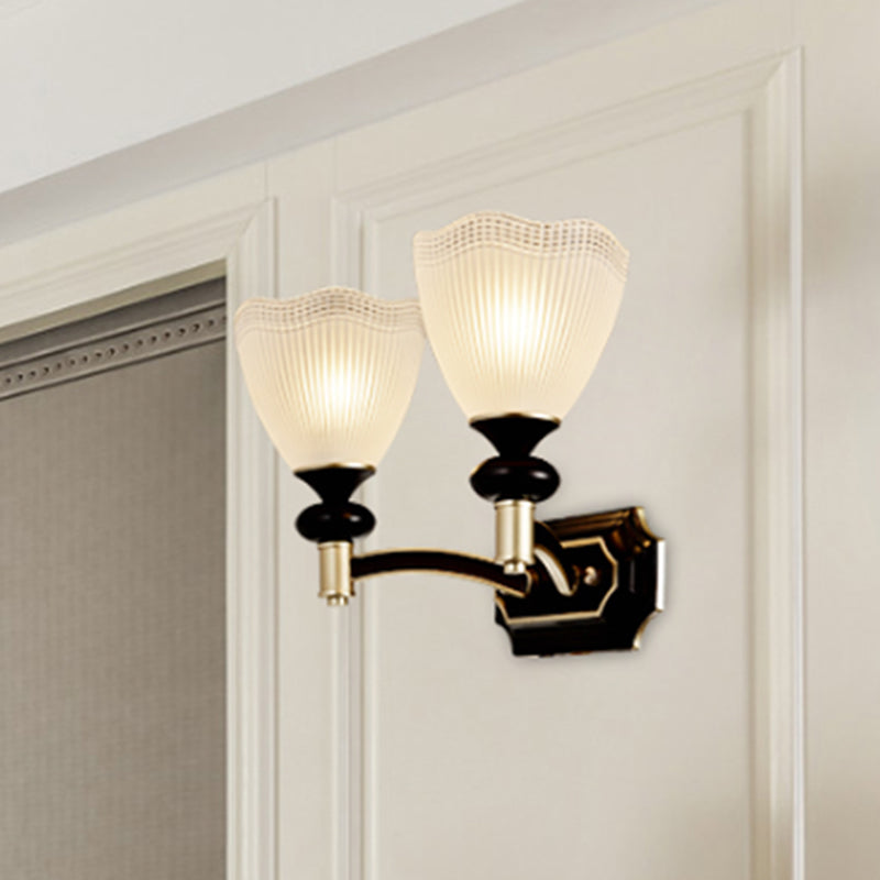 Skørter | Gridded Translucent Glass Cone Wall Lamp Farmhouse 1/2 Light Indoor Wall Mount Lighting in Black and Gold