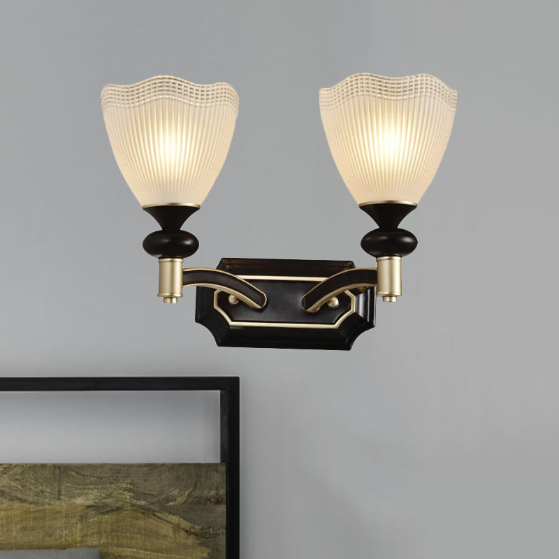 Skørter | Gridded Translucent Glass Cone Wall Lamp Farmhouse 1/2 Light Indoor Wall Mount Lighting in Black and Gold