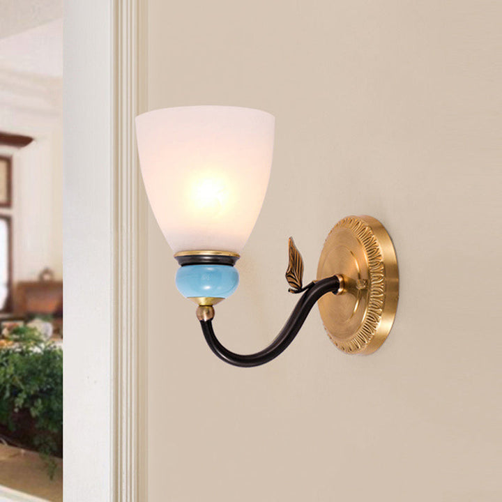 Skørter | 1 Bulb White Glass Wall Light Traditional Black and Golden Cone Corner Top Wall Lamp