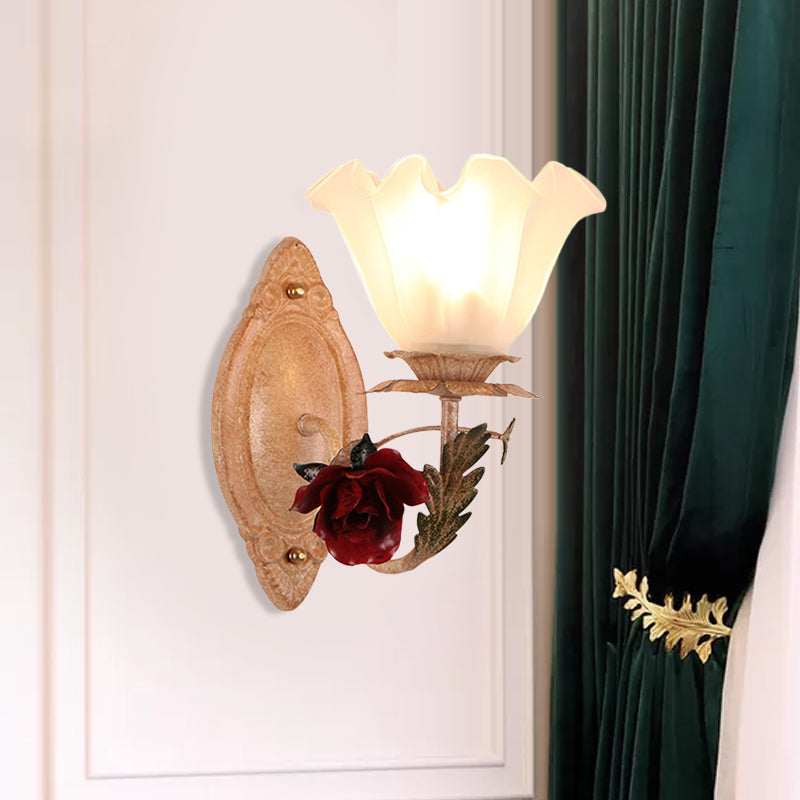 Skørter | Opal Glass Flower Wall Lamp American Garden 1 Bulb Living Room Wall Lamp in Light Brown/White