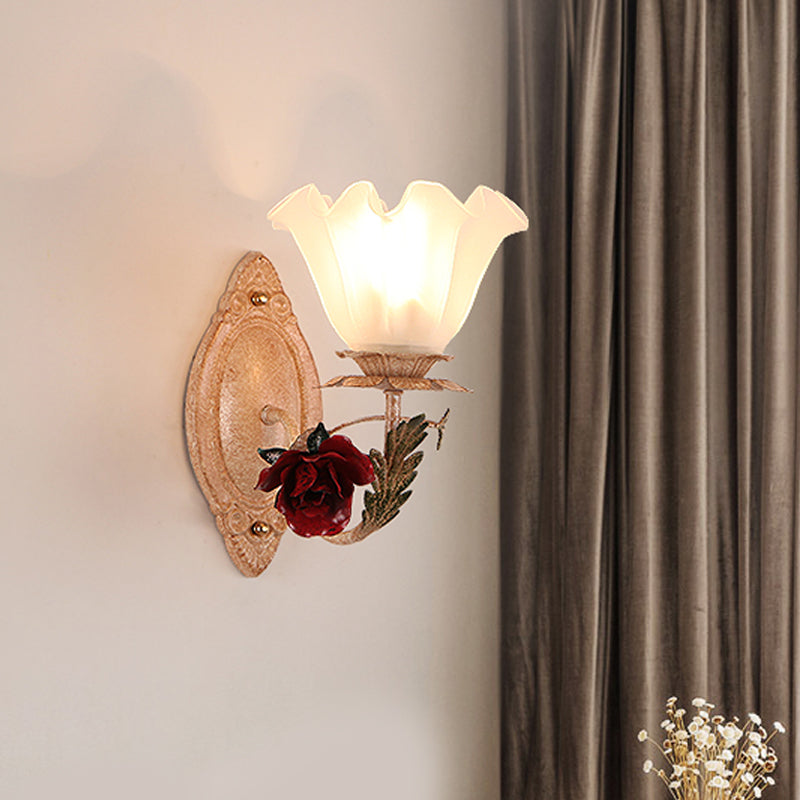 Skørter | Opal Glass Flower Wall Lamp American Garden 1 Bulb Living Room Wall Lamp in Light Brown/White