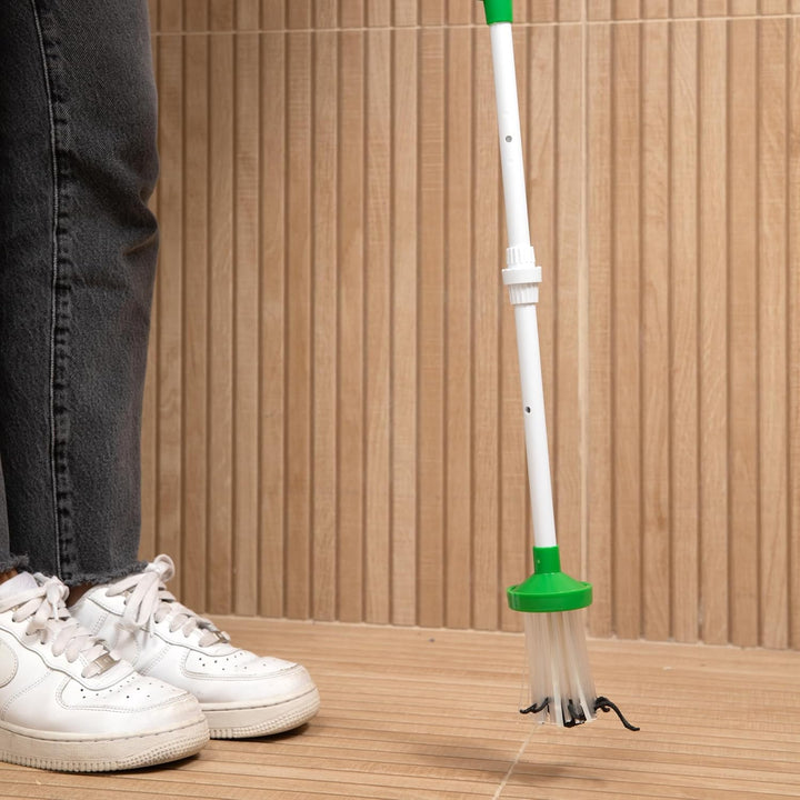 Lisslune | Practical Insect Removal Tool – Insect Trap with Telescopic Handle for Safe Use