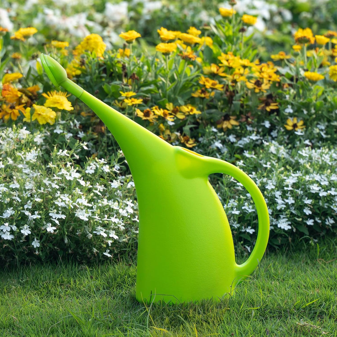 Lisslune | Practical watering can for the garden – Ergonomic design and easy handling