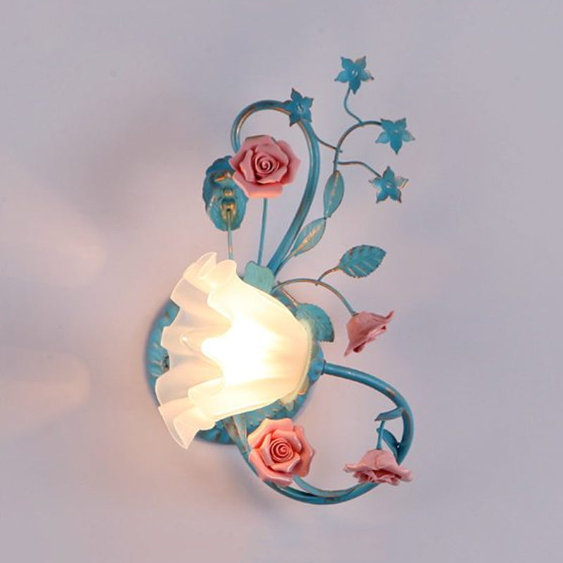 Skørter | One-Sided Opal Matte Glass Wall Lamp Pastoral Blue-Pink/Blue-White Scroll Flower Corner Wall Lamp, Left/Right