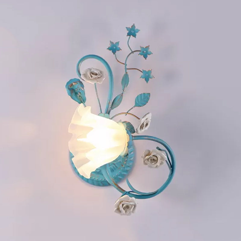 Skørter | One-Sided Opal Matte Glass Wall Lamp Pastoral Blue-Pink/Blue-White Scroll Flower Corner Wall Lamp, Left/Right