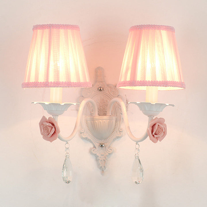 Skørter | 1/2-Head Pleated Fabric Wall Lighting Pastoral Pink/Blue Braided Edge Bed Lamp with Rose Decoration