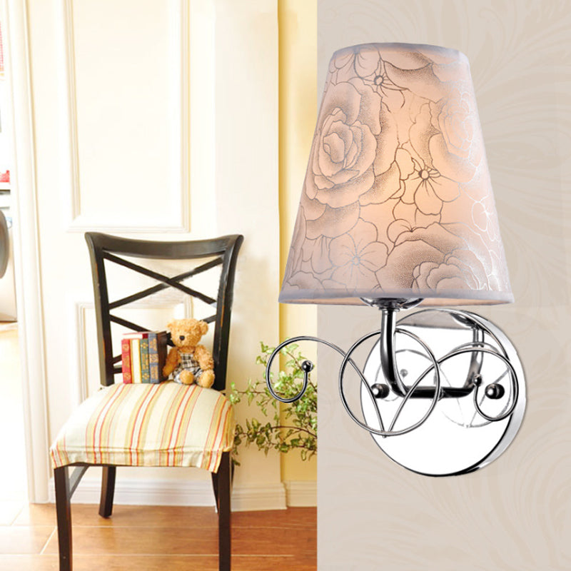 Skørter | Pink Printed Fabric White Wall Lamp Cone Shade 1-Light Rustic Sconces Lighting for Parlor