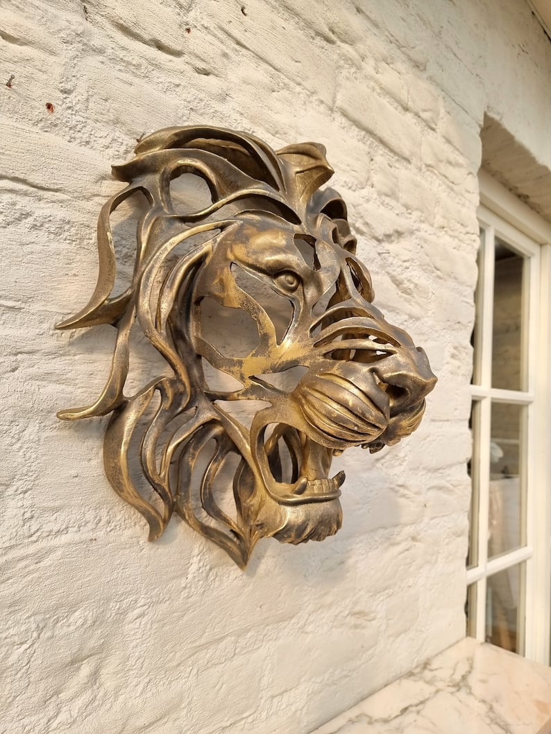 Lisslune | Rare Find-Large Lion Head Wall Mounted Art Sculpture