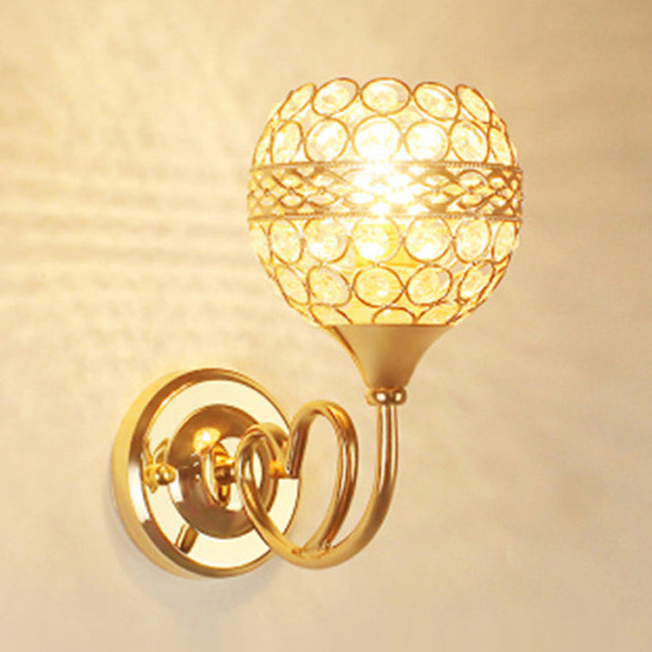 Skørter | Crystal gold wall lamp 1-light traditional wall lamp with loving heart detail