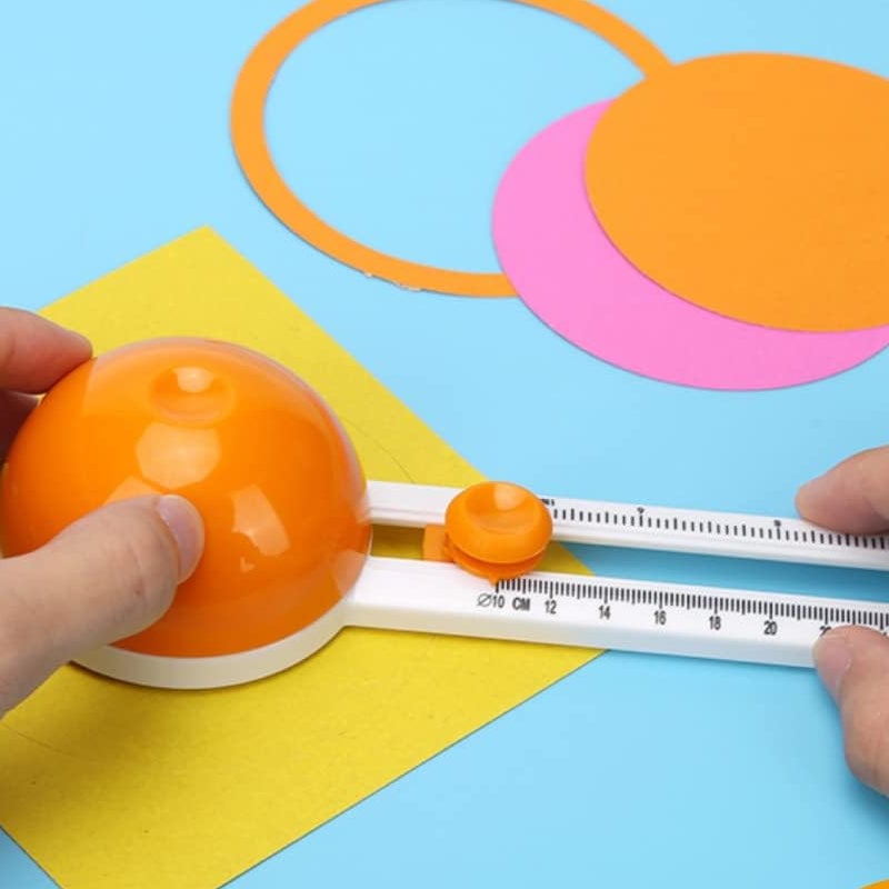 Lisslune | Simple Plastic Round Cutting Knife Model