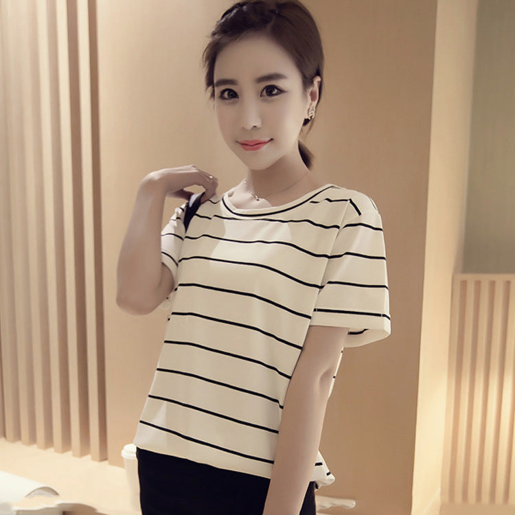 Women's striped T-shirt with short sleeves and a casual fit Lisslune