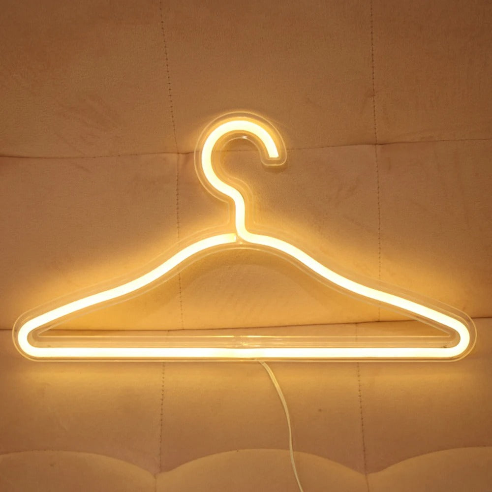 Lisslune | LumaHook – Stylish illuminated hangers for easy wardrobe navigation