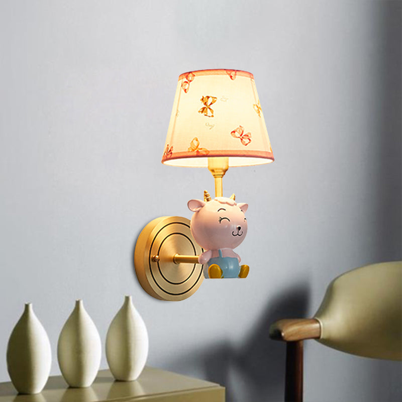 Skørter | Gold Bucket Wall Lamp Light Cartoon 1 Head Fabric Wall Lamp with Resin Sheep Decoration