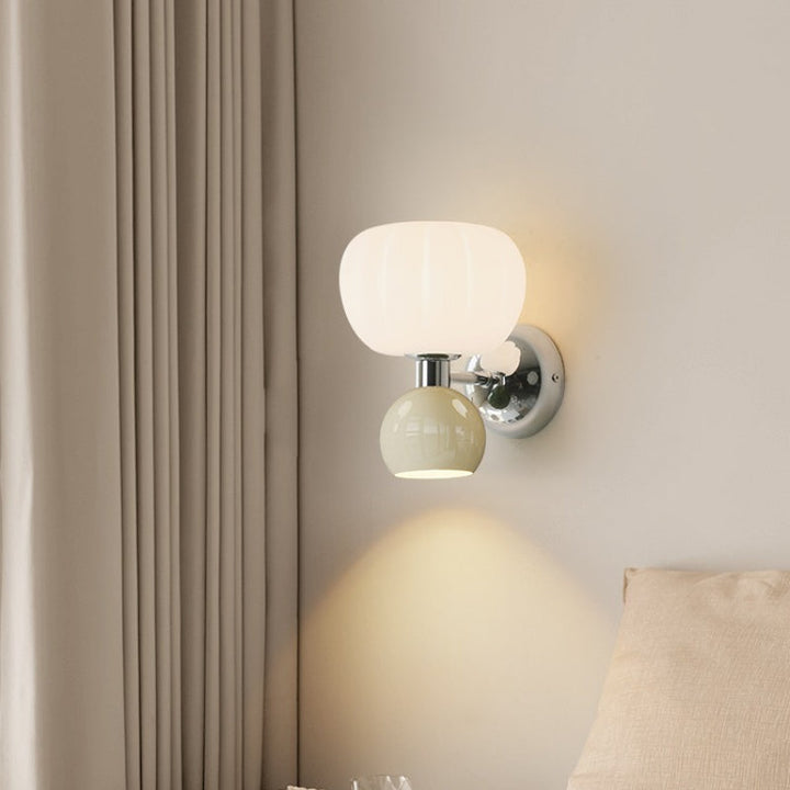 Lisslune | Soft LED V-Wall Lamp