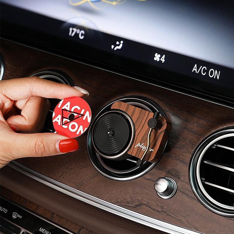 Lisslune | Recorder-Shaped Perfume for Car