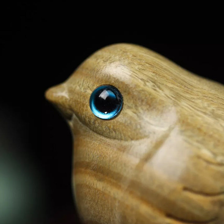 Lisslune | Handcrafted Wooden Carving Bird