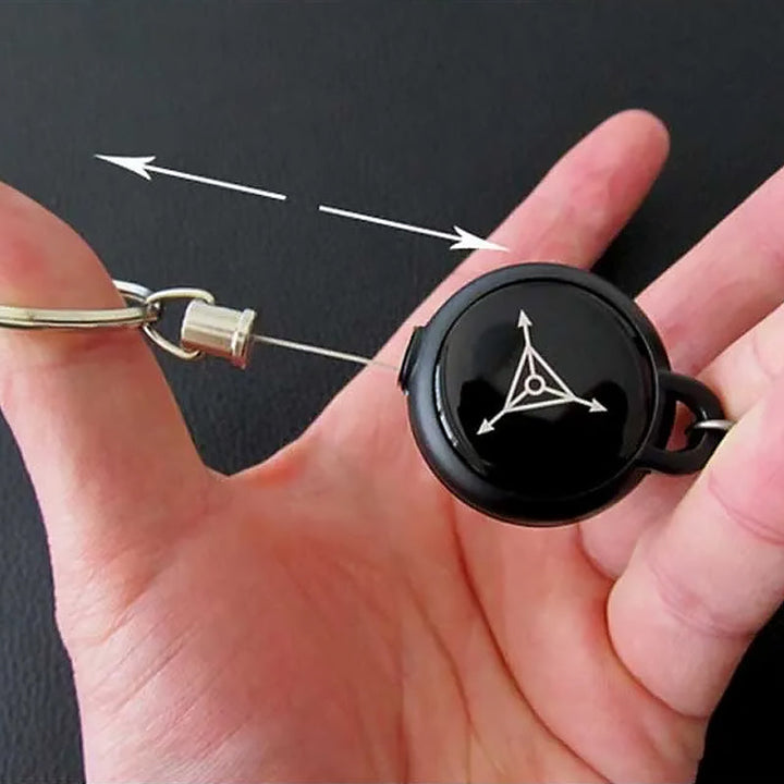 Lisslune | Keychain with retractable wire cable