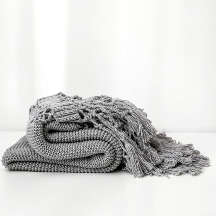 Lisslune | Snug Knit Woven Tassel Blanket