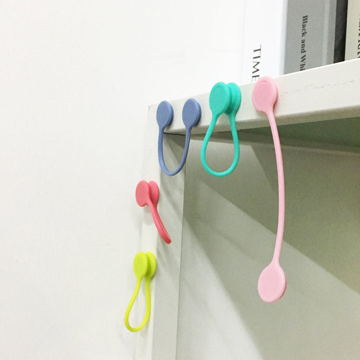 Lisslune | Useful magnetic cable storage holder
