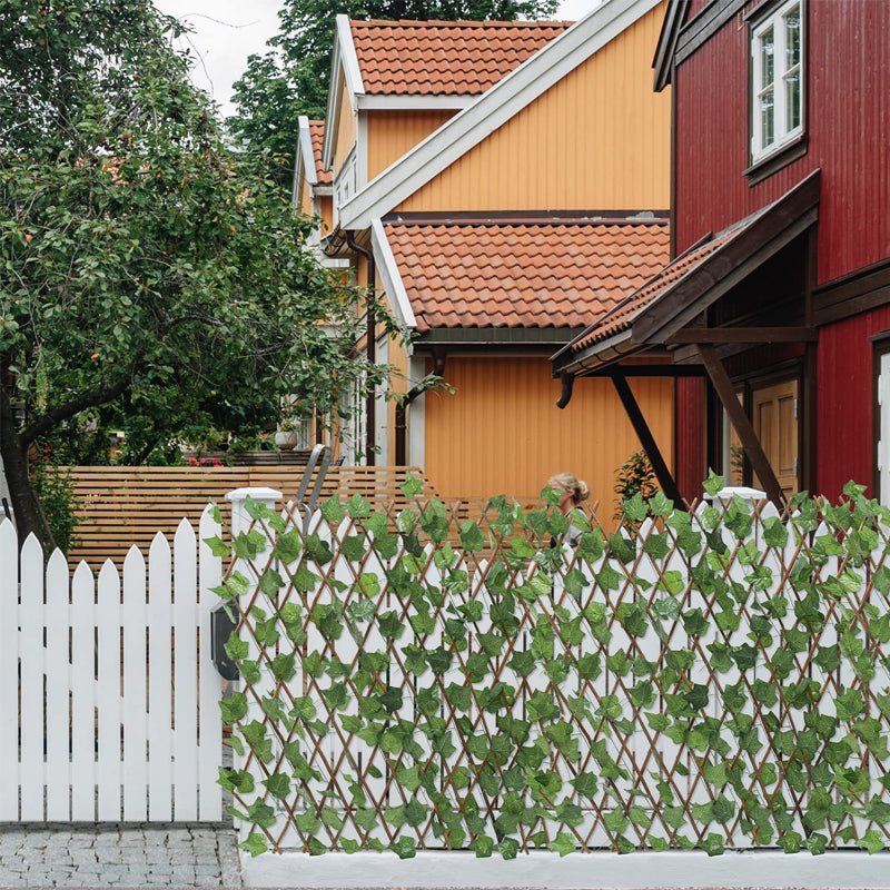 Lisslune | Expandable Faux-Privacy Fence