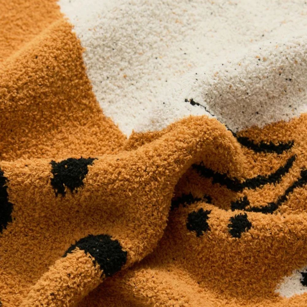 Lisslune | Wild Paws Cozy Blanket