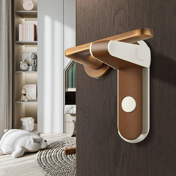 Lisslune | Secure Door Handle Locking