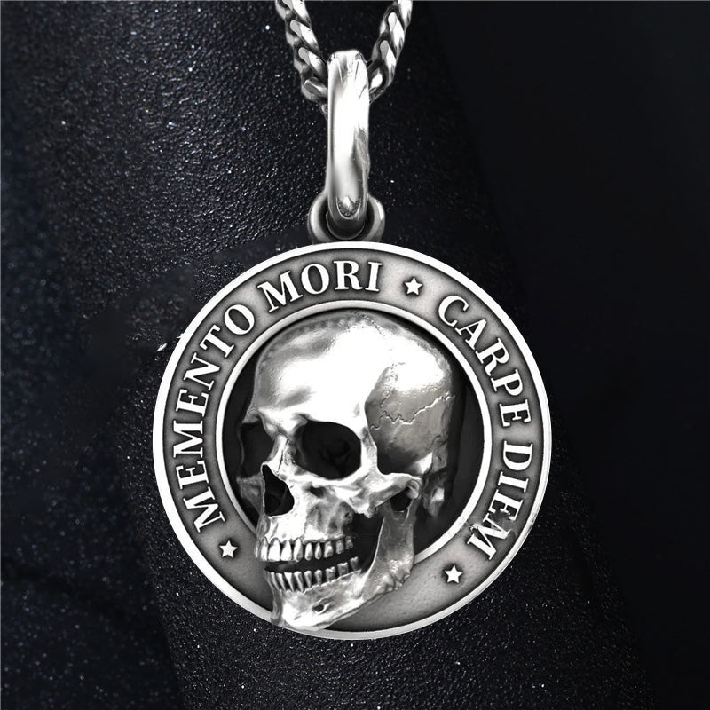 Lisslune | Memento Mori Skull Pendant