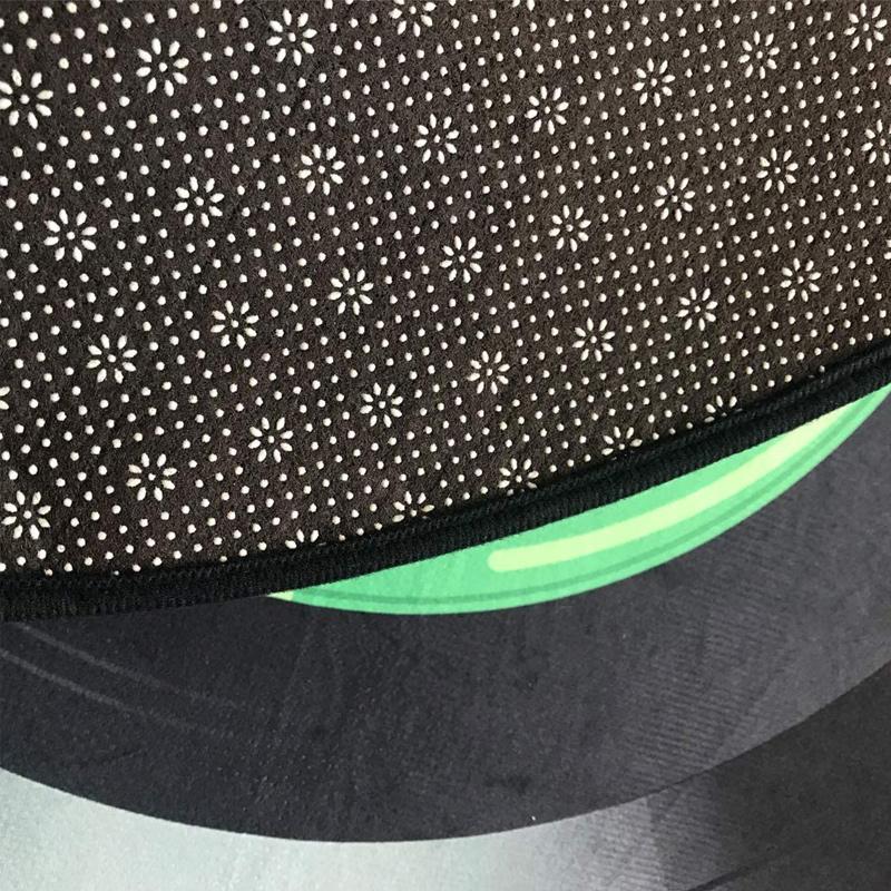 Skorter | Retro Disc Rug