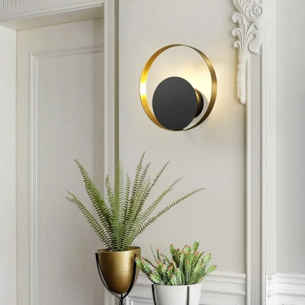 Lisslune | HaloBright - Elegant Wall Lamp
