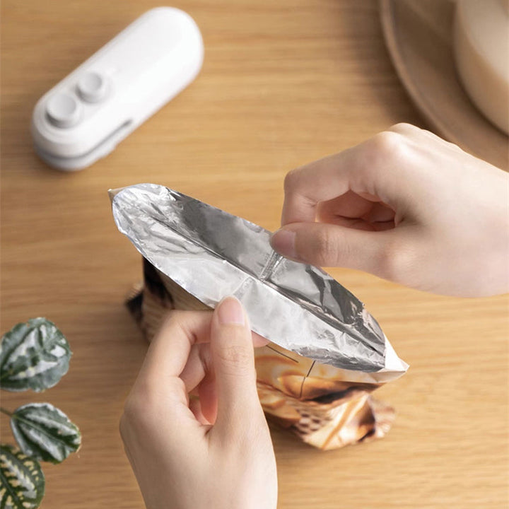 Lisslune | Rechargeable heat welding device with cutter