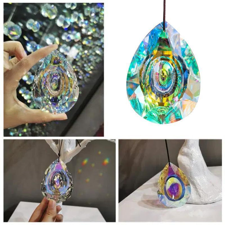 Lisslune | Teardrop Crystal Pendant