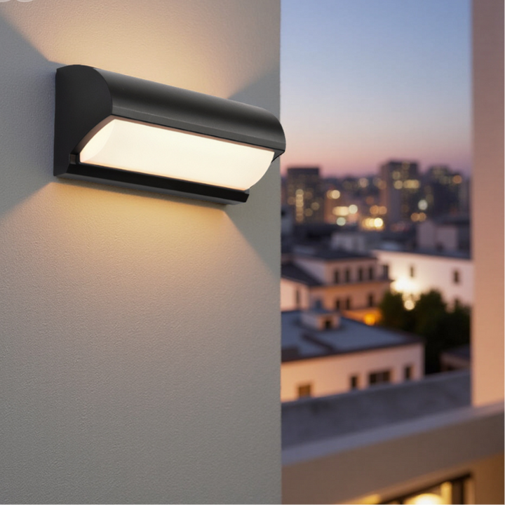 Lisslune | Modern Black Outdoor LED Wall Light – Weatherproof Warm Lighting for Garden, Patio & Entryways