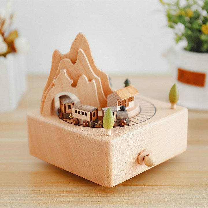 Lisslune | Christmas music box made of wood