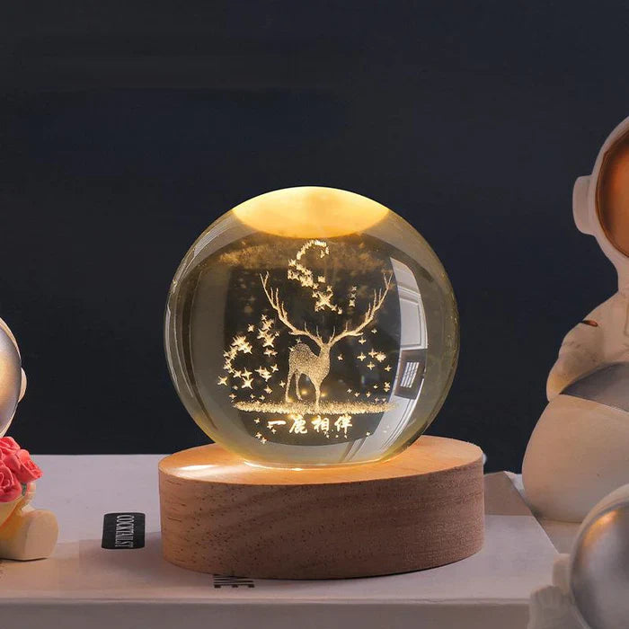 Lisslune | Glowing Moon Crystal Ball