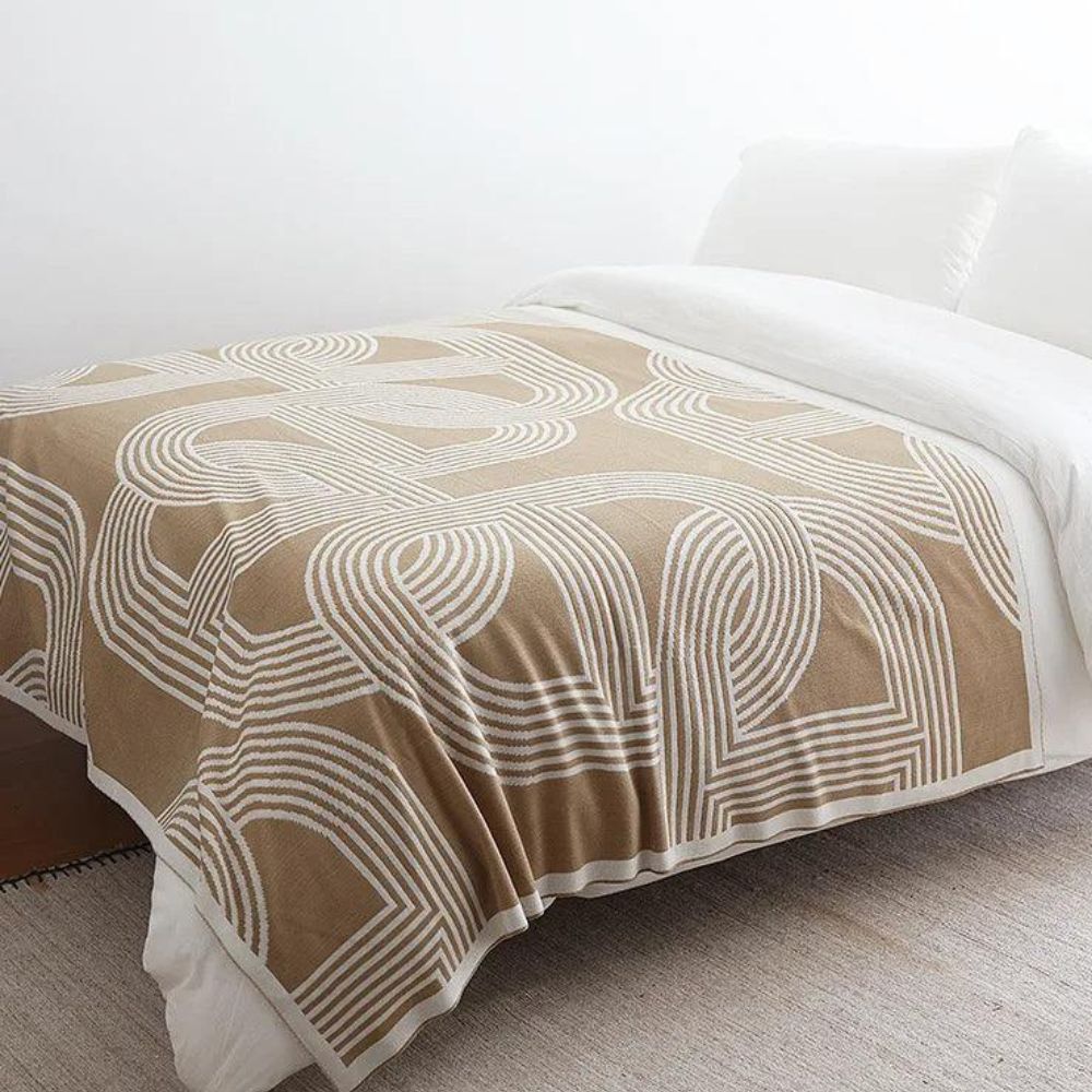Lisslune | Snuggle Maze Knit Blanket