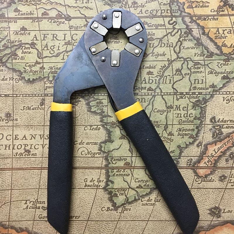 Lisslune | Multifunctional Logger Head Bionic Grip Key