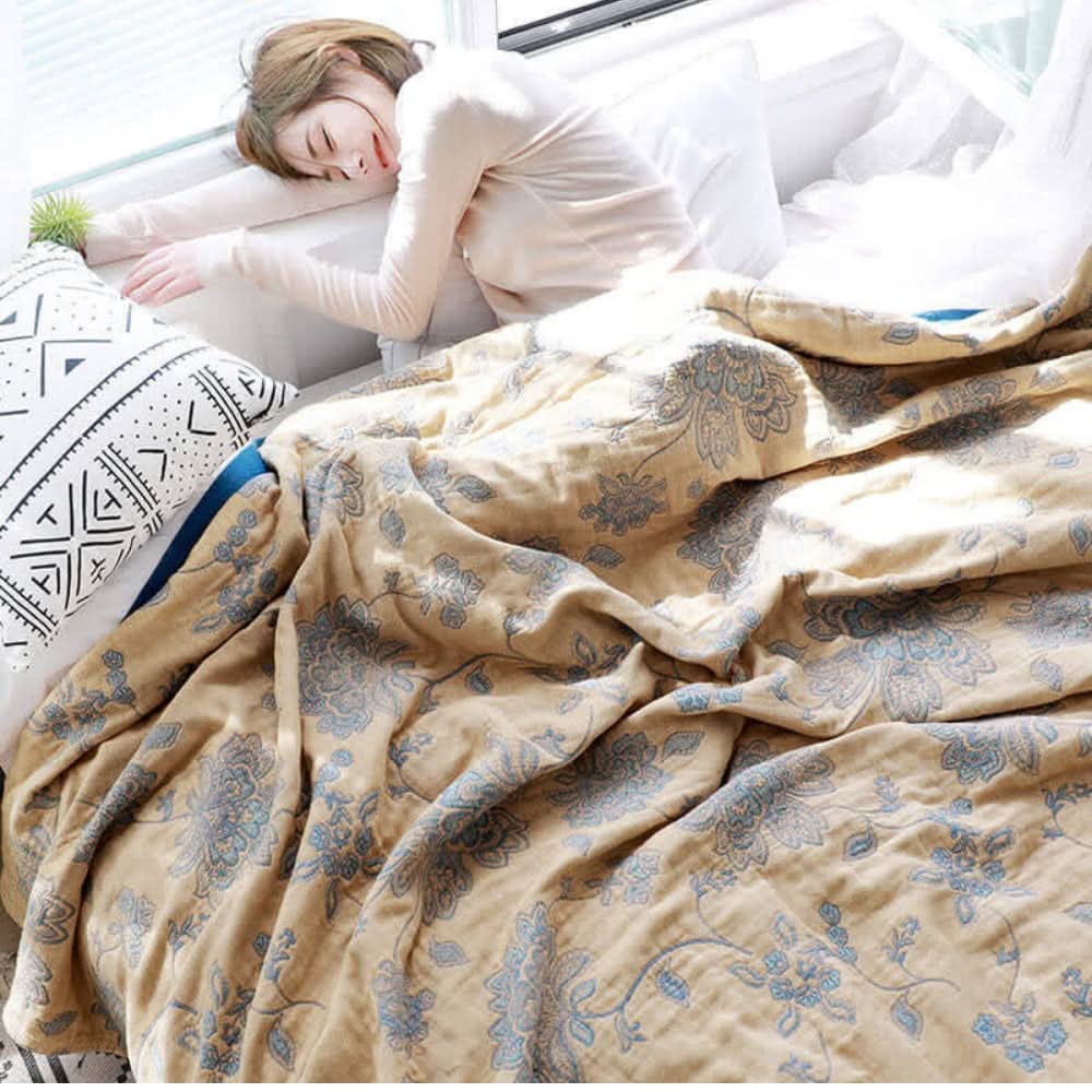 Lisslune | FARA - Modern cuddle blanket