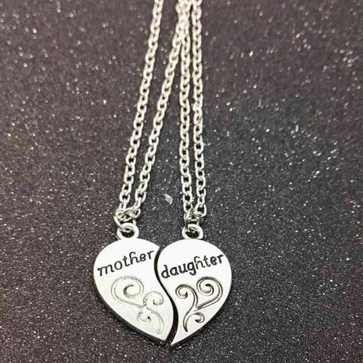 Lisslune | Mother and Daughter Heart Necklace