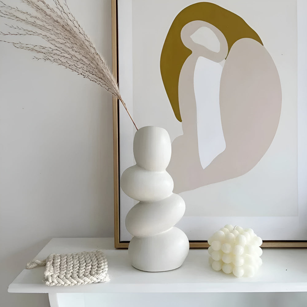 Lisslune | OvaForm Sculptural Ceramic Vase – Large Egg-shaped Modern Centerpiece Decoration