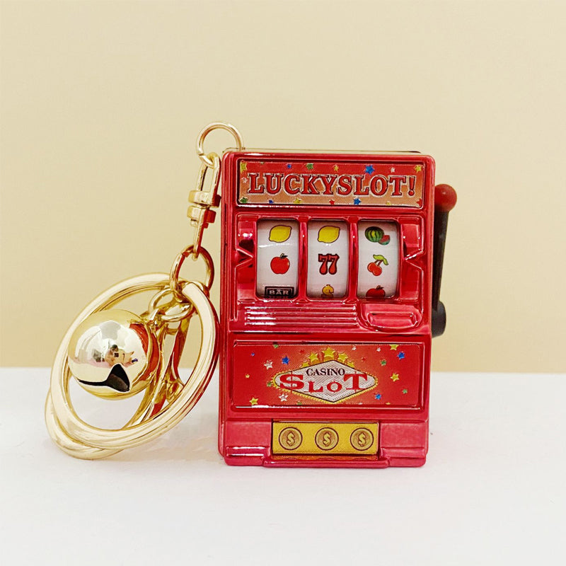 Lisslune | Keychain designed as a slot machine