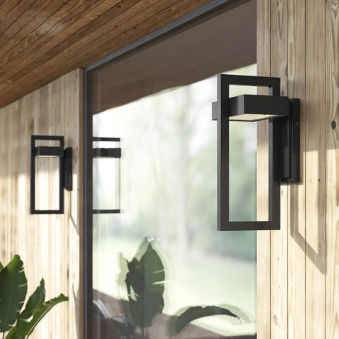 Lisslune | SunGlow modern solar garden lamp