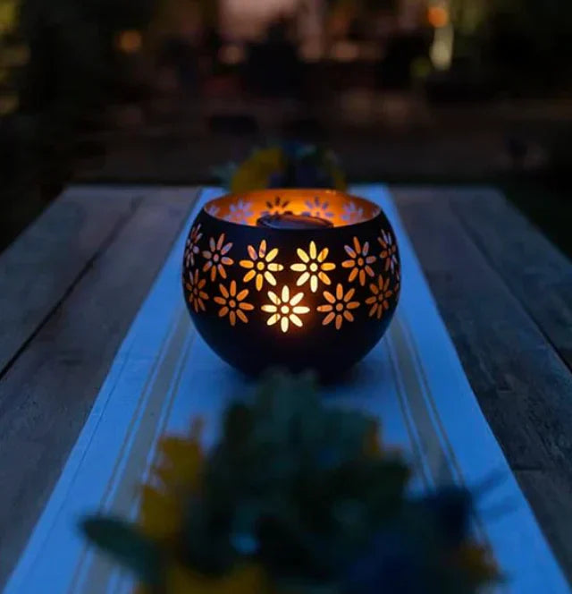 Lisslune | Flower Pattern Candle Lamp – Decorative LED Table Lamp for Stylish Lighting