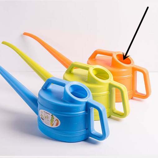 Lisslune | Watering can with long spout for precise and easy watering